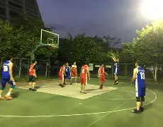 多米体育全站登录-竞技赛场上明争暗斗,场下气氛紧张怎么形容