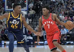 常规赛半程总结爵士制造惊喜 雄鹿未达到